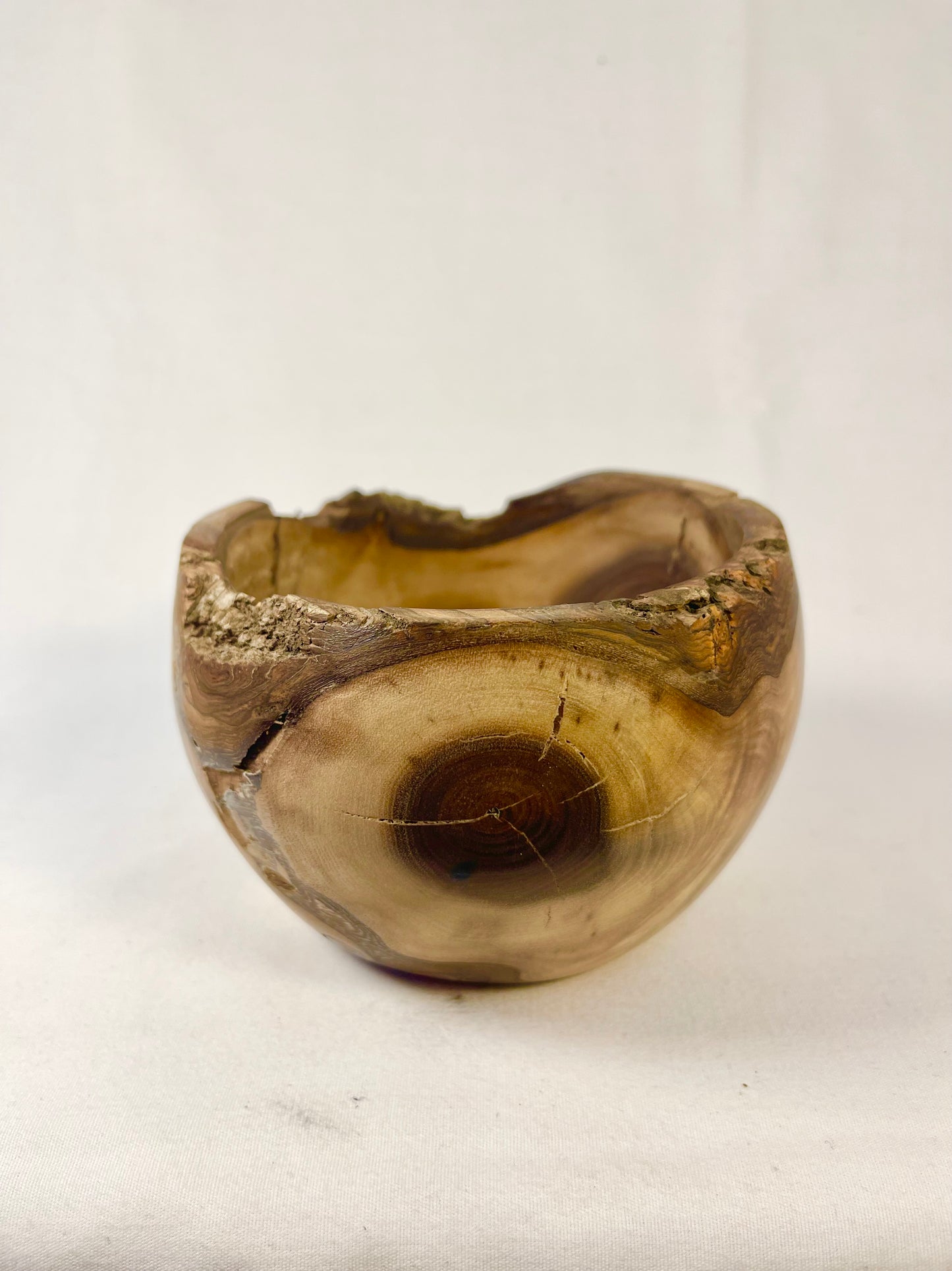 Small Bowl - Walnut Live Edge